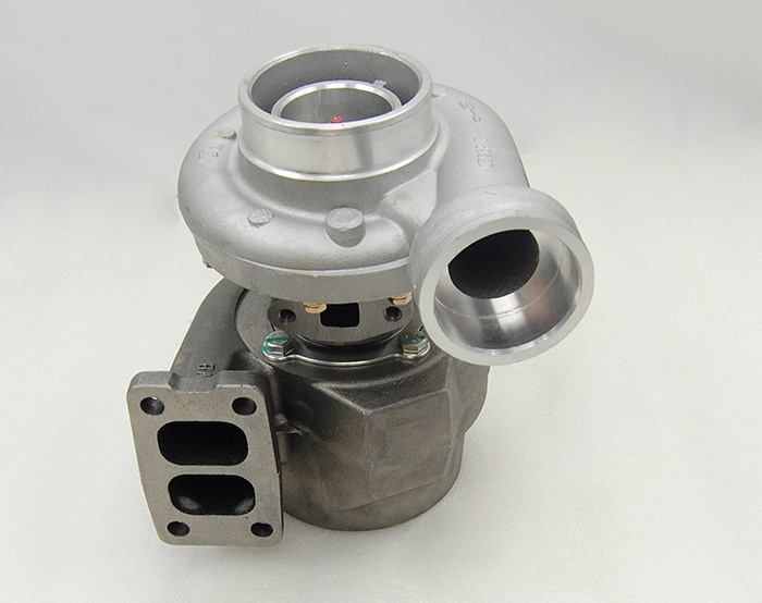 沃尔沃240增压器