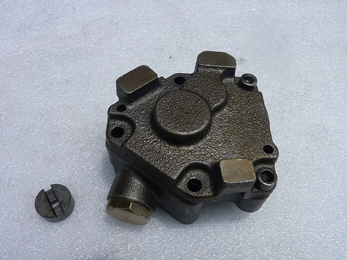 二手发动机配件