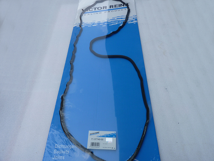 二手发动机配件