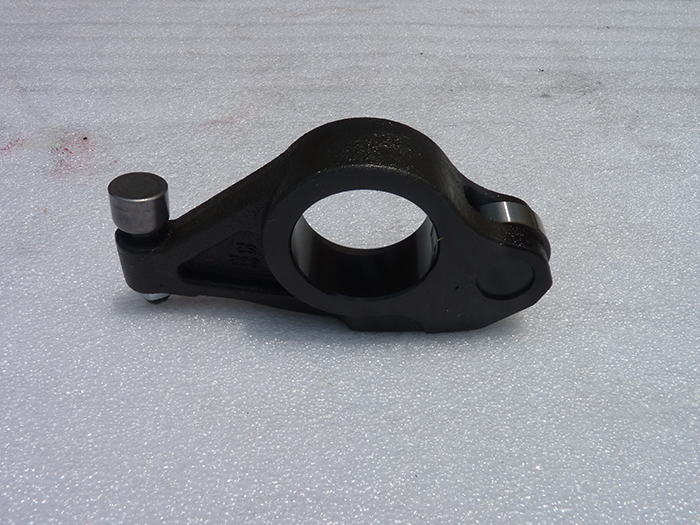 二手发动机配件