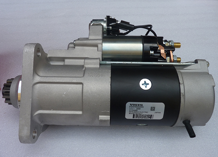 二手发动机配件