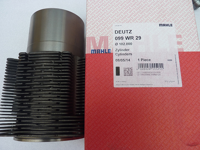 二手发动机配件